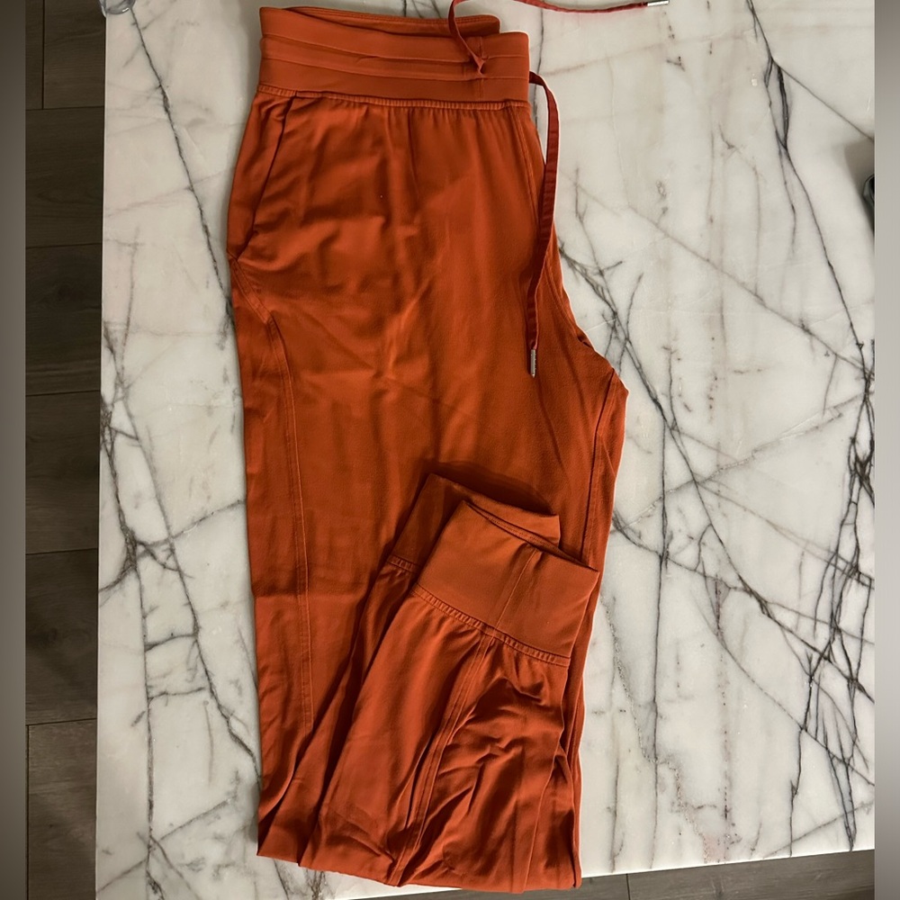 Soft lululemon pants